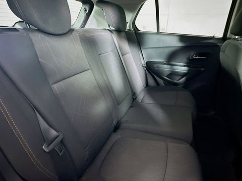 Used 2019 Chevrolet Trax LT image 25