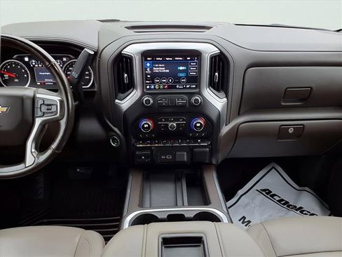 Used 2021 Chevrolet Silverado 1500 LTZ w/ Technology Package image 13