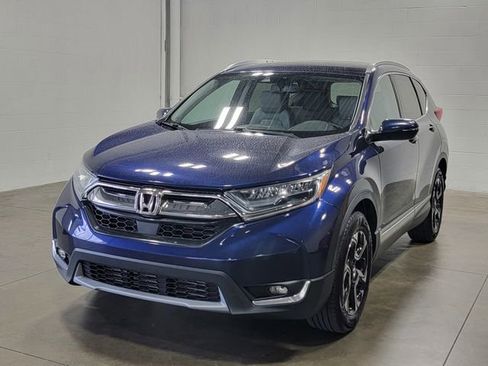 Used 2018 Honda CR-V Touring image 2