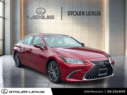Used 2023 Lexus ES 300h w/ Premium Package