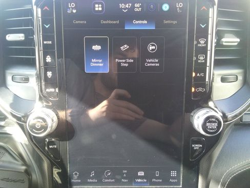 Used 2022 RAM 2500 Limited w/ Towing Technology Group image 22