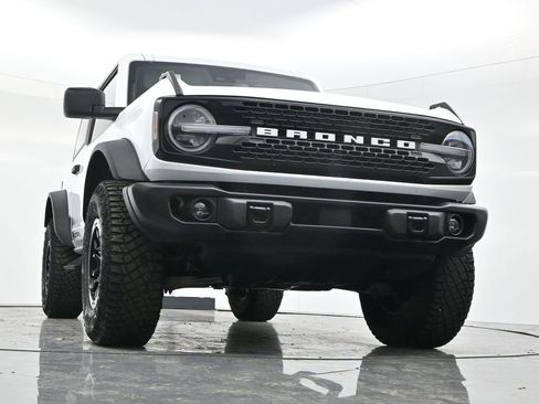 Used 2023 Ford Bronco Wildtrak AWD/4WD image 40