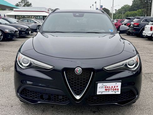 Used 2020 Alfa Romeo Stelvio Ti Sport w/ Quick Order Package 22S Sport AWD/4WD image 3