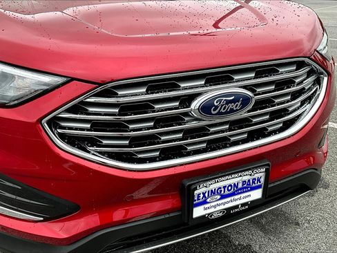 Certified 2023 Ford Edge Titanium w/ Class II Trailer Tow Package AWD/4WD image 32