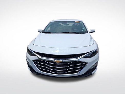 Used 2024 Chevrolet Malibu LT FWD image 2