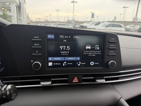 New 2026 Hyundai Elantra SE FWD image 31