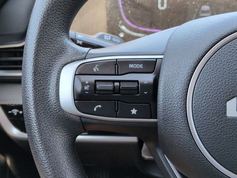 Certified 2025 Kia Sportage LX FWD image 23