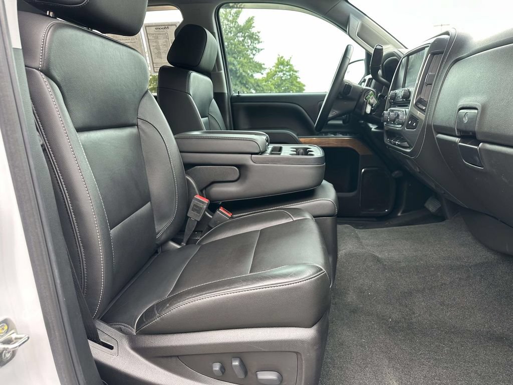 Used 2019 Chevrolet Silverado 2500 LTZ RWD image 7