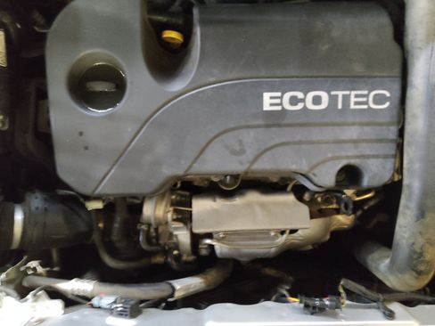 Used 2020 GMC Terrain SLE FWD image 30