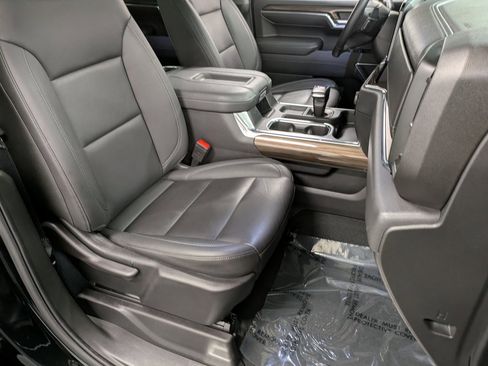 Used 2022 Chevrolet Silverado 1500 LT Trail Boss w/ LT Trail Boss Premium Package image 28