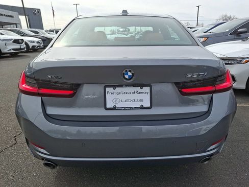 Used 2023 BMW 330i xDrive Sedan w/ Premium Package AWD/4WD image 5