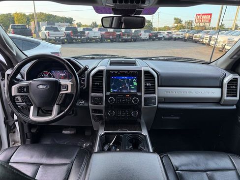Used 2021 Ford F250 Lariat image 25