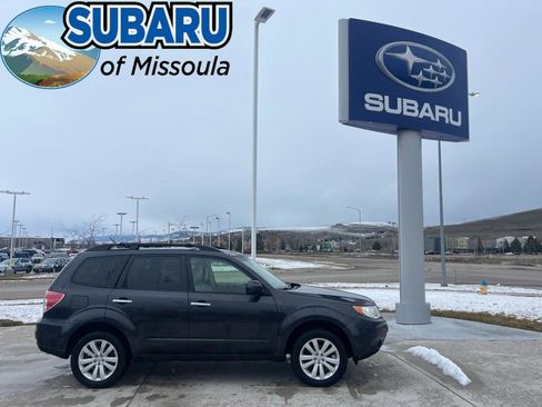 Used 2012 Subaru Forester 2.5X Premium image 1