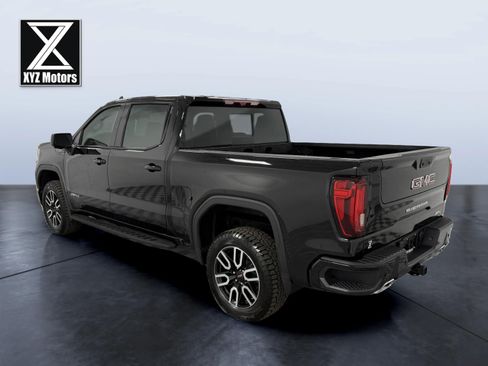 Used 2022 GMC Sierra 1500 AT4 w/ AT4 Premium Package image 4