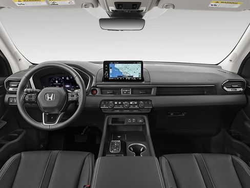 Used 2025 Honda Pilot Elite image 3