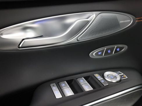 New 2026 Genesis GV70 2.5T Sport Prestige AWD/4WD image 19
