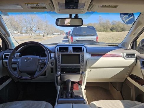 Used 2013 Lexus GX 460 w/ Comfort Plus Pkg image 18