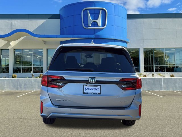 New 2027 Honda Odyssey Touring image 5