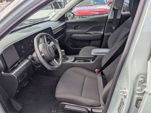 Certified 2025 Hyundai Kona SE AWD/4WD image 13