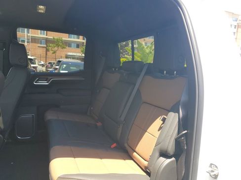 New 2026 Chevrolet Silverado 1500 High Country AWD/4WD image 14