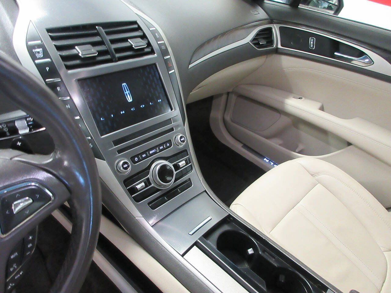 Used 2017 Lincoln MKZ Select AWD/4WD image 20