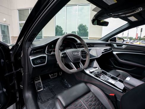 Used 2022 Audi RS 6 AWD/4WD image 34