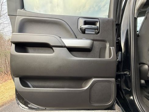 Used 2018 Chevrolet Silverado 1500 LT w/ All Star Edition image 20