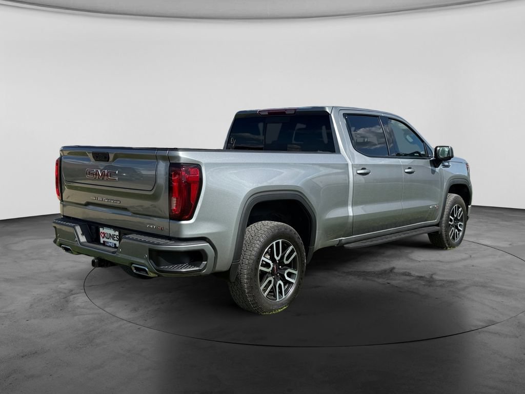 Used 2023 GMC Sierra 1500 AT4 w/ AT4 Preferred Package AWD/4WD image 9