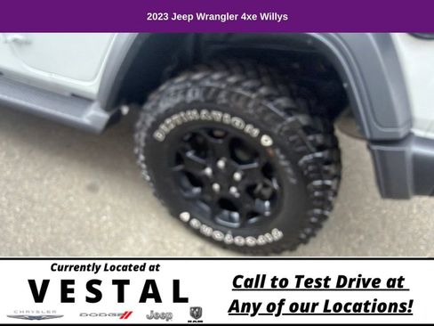 Used 2023 Jeep Wrangler Unlimited w/ Sun & Screen Package AWD/4WD image 39