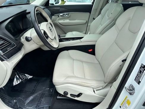 Used 2020 Volvo XC90 T6 Momentum w/ Protection Package Premier AWD/4WD image 22
