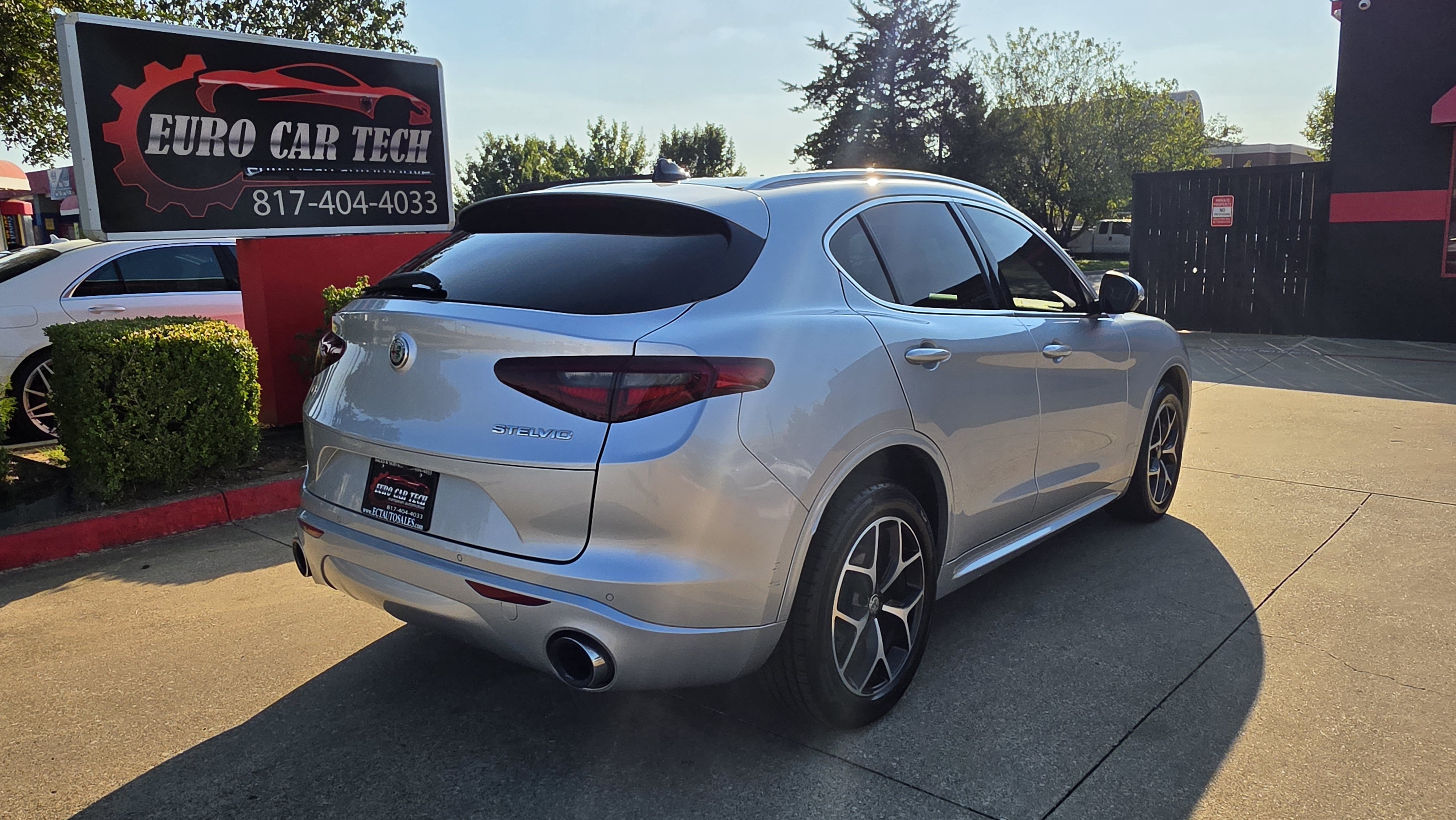 Used 2021 Alfa Romeo Stelvio Ti AWD/4WD image 8