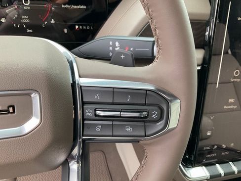 New 2026 GMC Yukon XL Denali image 9