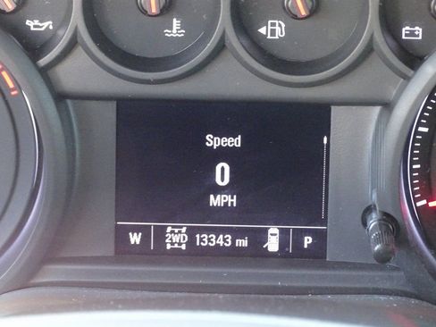 Used 2024 Chevrolet Silverado 1500 Custom image 23