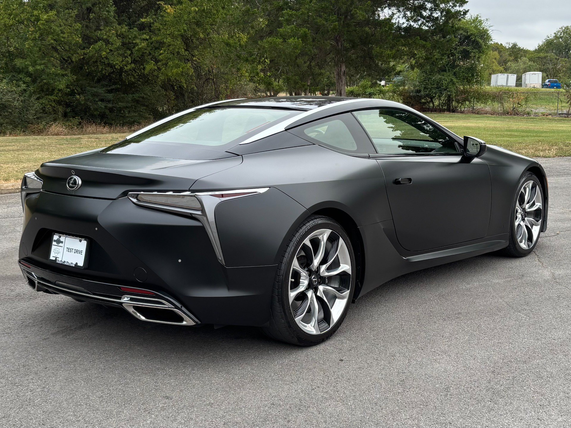 Used 2018 Lexus LC 500 Coupe w/ Sport Package RWD image 3
