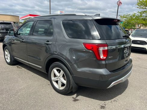 Used 2016 Ford Explorer XLT w/ Equipment Group 202A AWD/4WD image 7