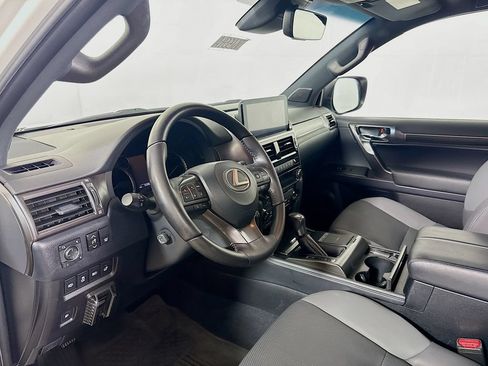 Used 2022 Lexus GX 460 w/ Black Line Special Edition AWD/4WD image 10
