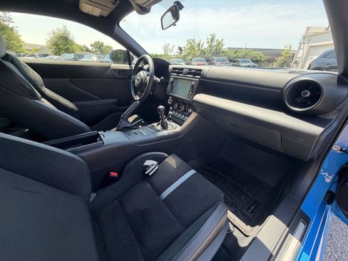 Used 2024 Toyota GR86 Premium RWD image 31