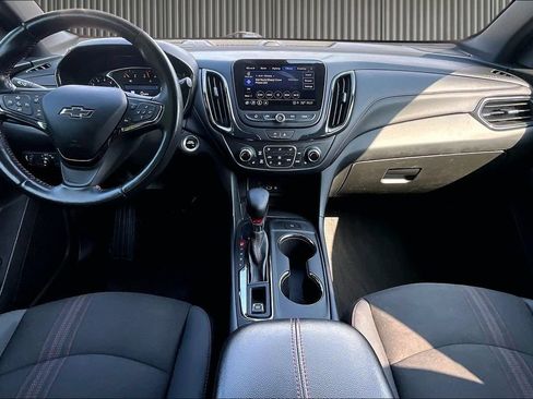 Used 2022 Chevrolet Equinox RS w/ Infotainment Package FWD image 18