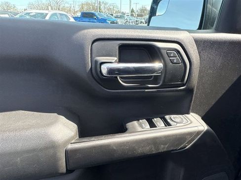 Used 2020 Chevrolet Silverado 1500 Custom w/ Custom Value Package image 21