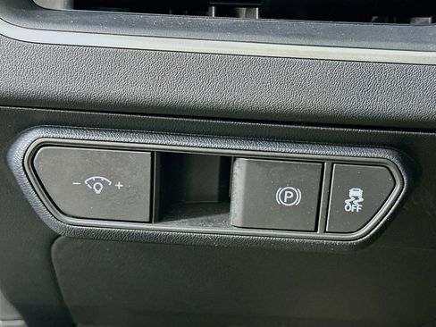 Used 2025 Kia K4 LXS image 17