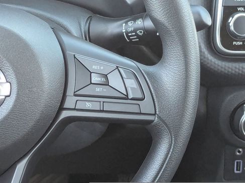 New 2025 Nissan Kicks Play S image 24