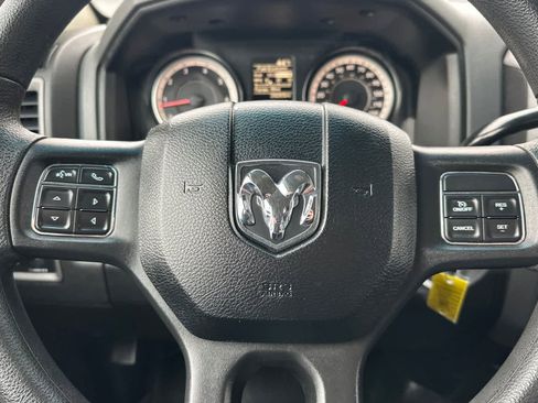 Used 2018 RAM 2500 Tradesman w/ Chrome Appearance Group image 21