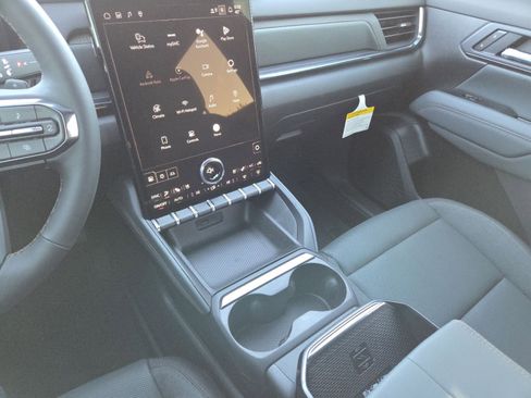 New 2026 GMC Terrain AT4 w/ Convenience Package III AWD/4WD image 34