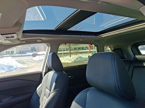 Certified 2023 Nissan Rogue Platinum image 15