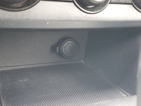 Used 2018 Subaru Crosstrek 2.0i AWD/4WD image 26