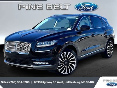 Used 2022 Lincoln Nautilus Black Label w/ Class II Trailer Tow Package image 10