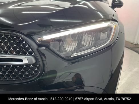 Used 2026 Mercedes-Benz GLC 300 4MATIC image 30