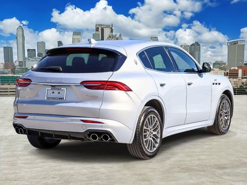 Used 2024 Maserati Grecale GT AWD/4WD image 4