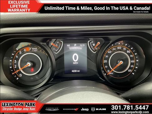 Used 2025 Jeep Wrangler Unlimited Sport AWD/4WD image 13