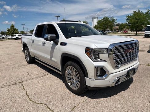 Used 2019 GMC Sierra 1500 Denali w/ Denali Ultimate Package AWD/4WD image 3